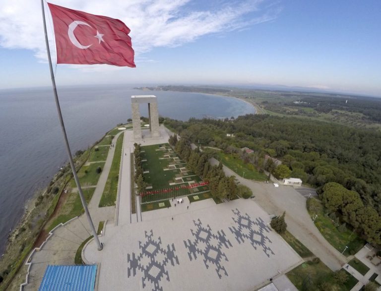 Çanakkale Gezilecek Yerler: Şehitlikler, Tarihi Noktalar ve Gezi Rehberi