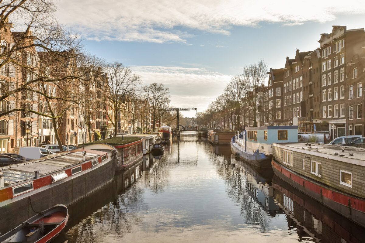 Tekne Evlerde Yaşamak Yasal mı?